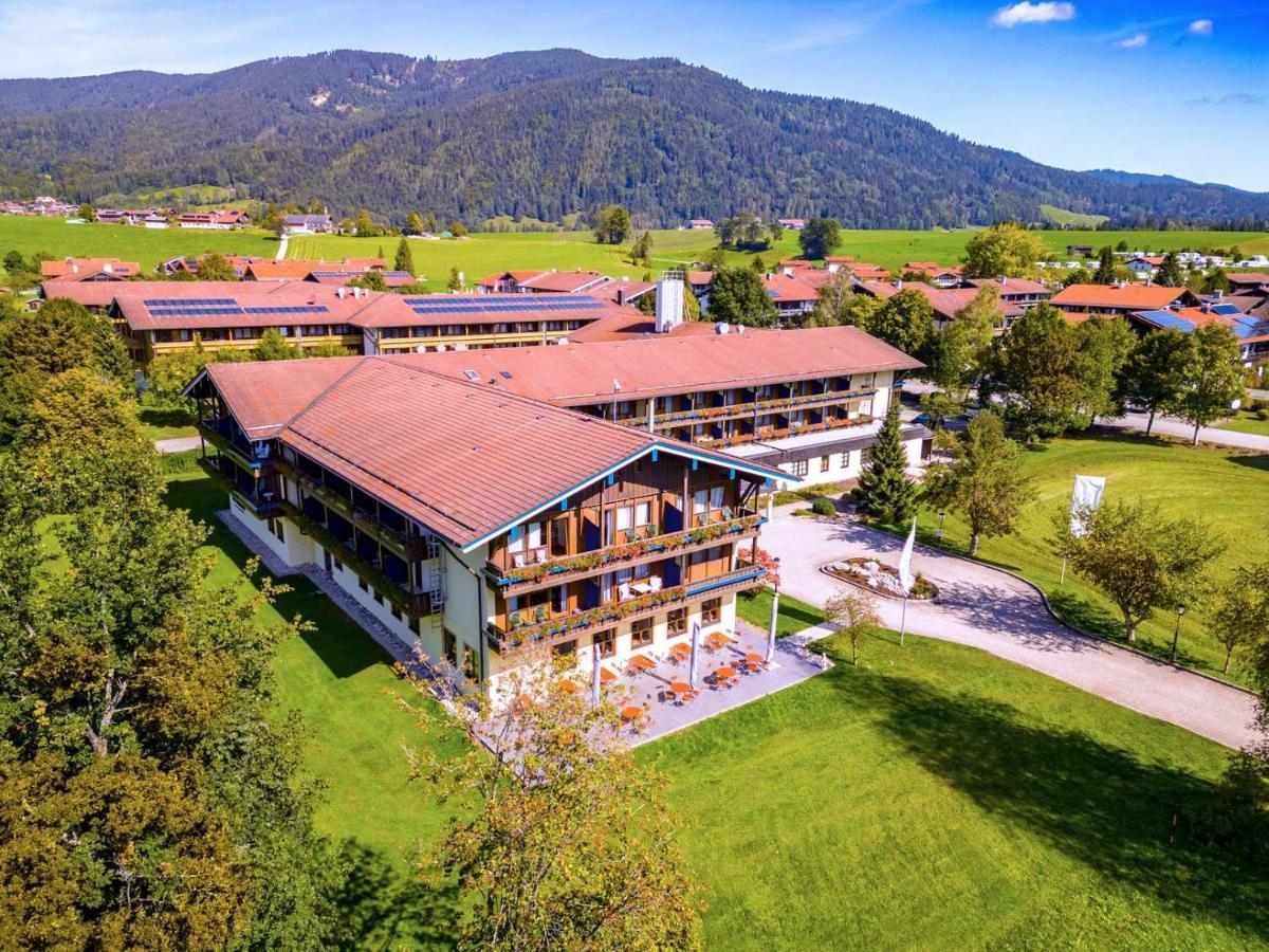 Das Wiesgauer - Alpenhotel Inzell Exterior photo